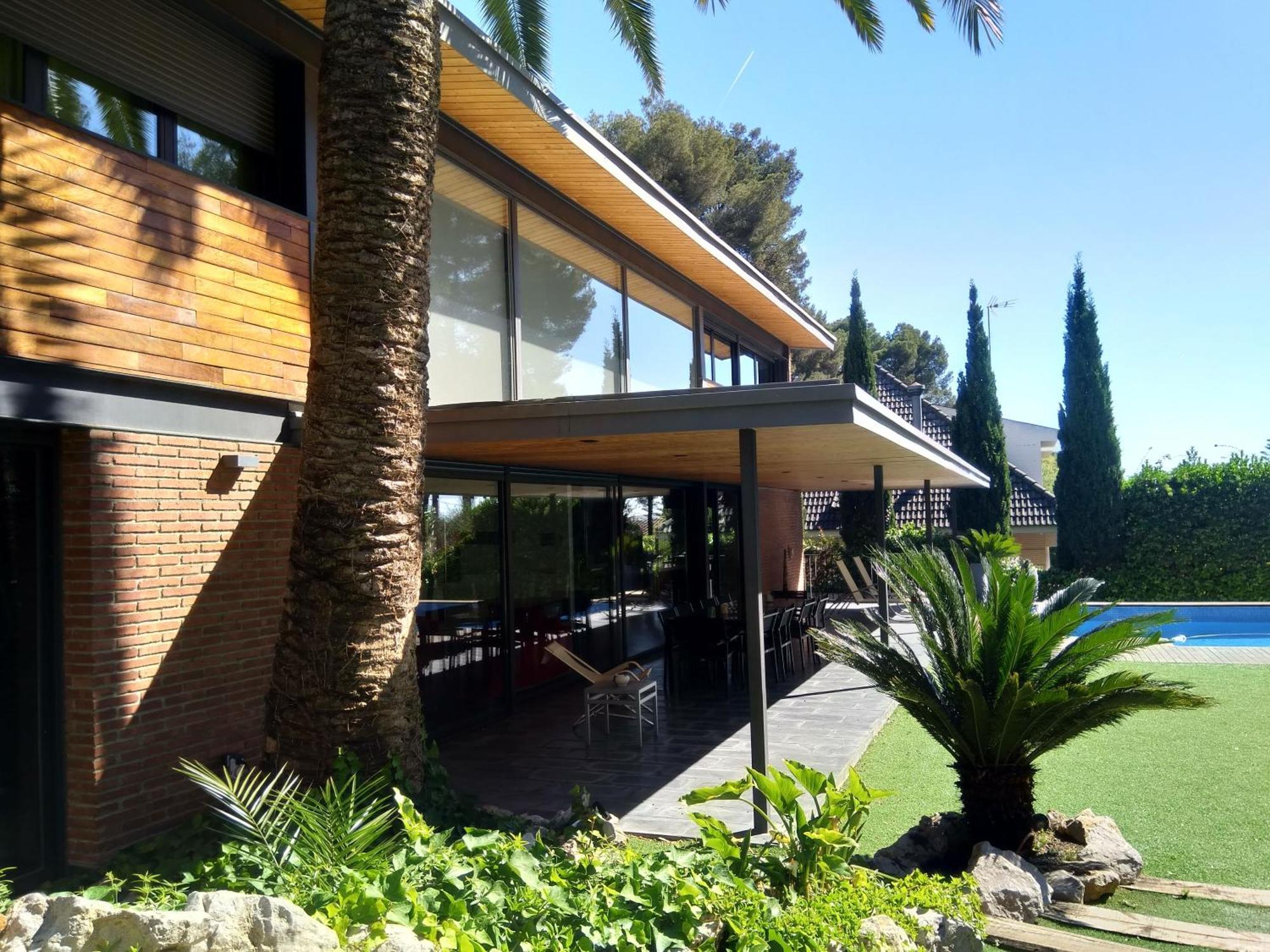 Villa Del Bosque Castelldefels Luaran gambar