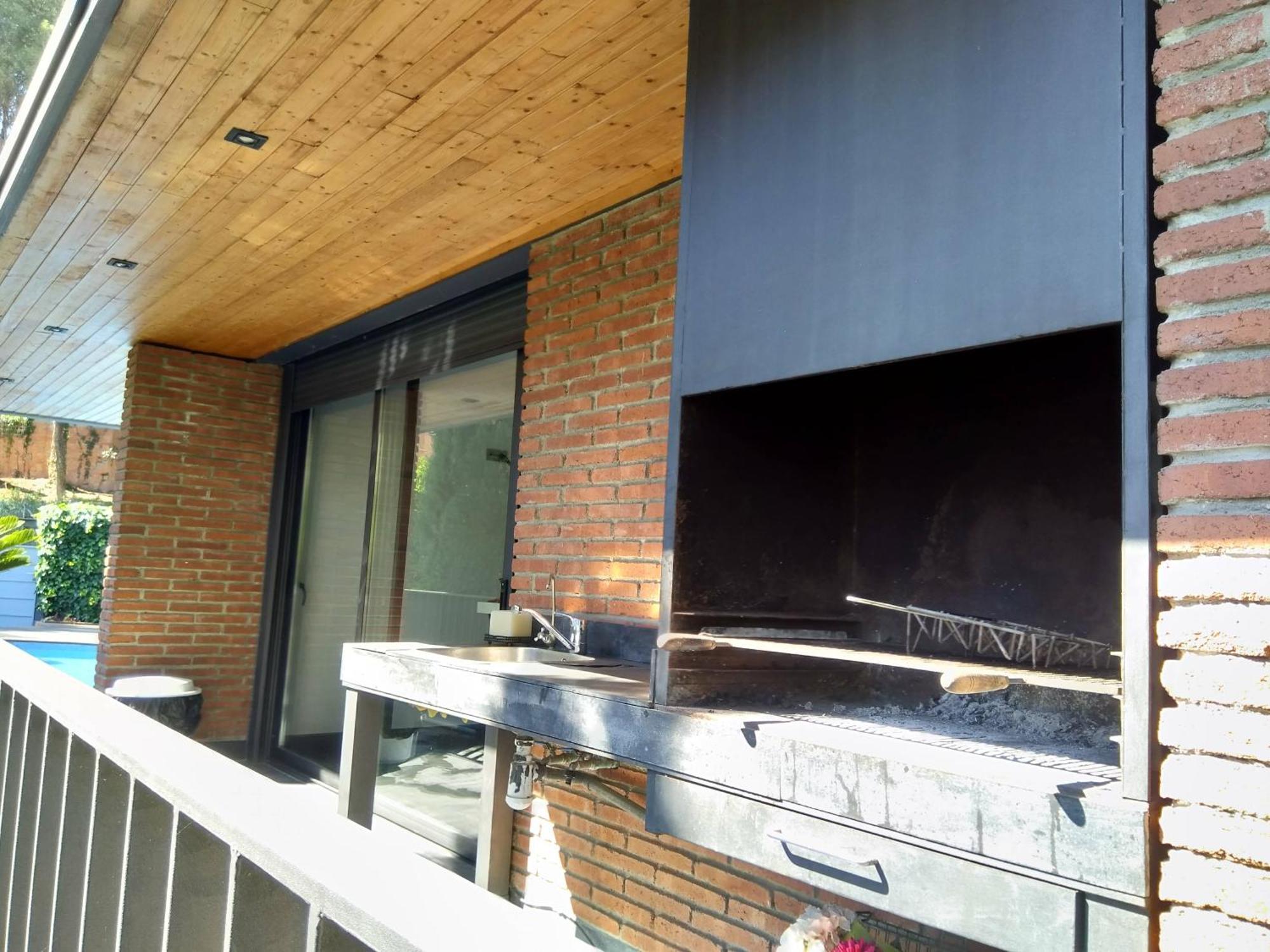 Villa Del Bosque Castelldefels Luaran gambar