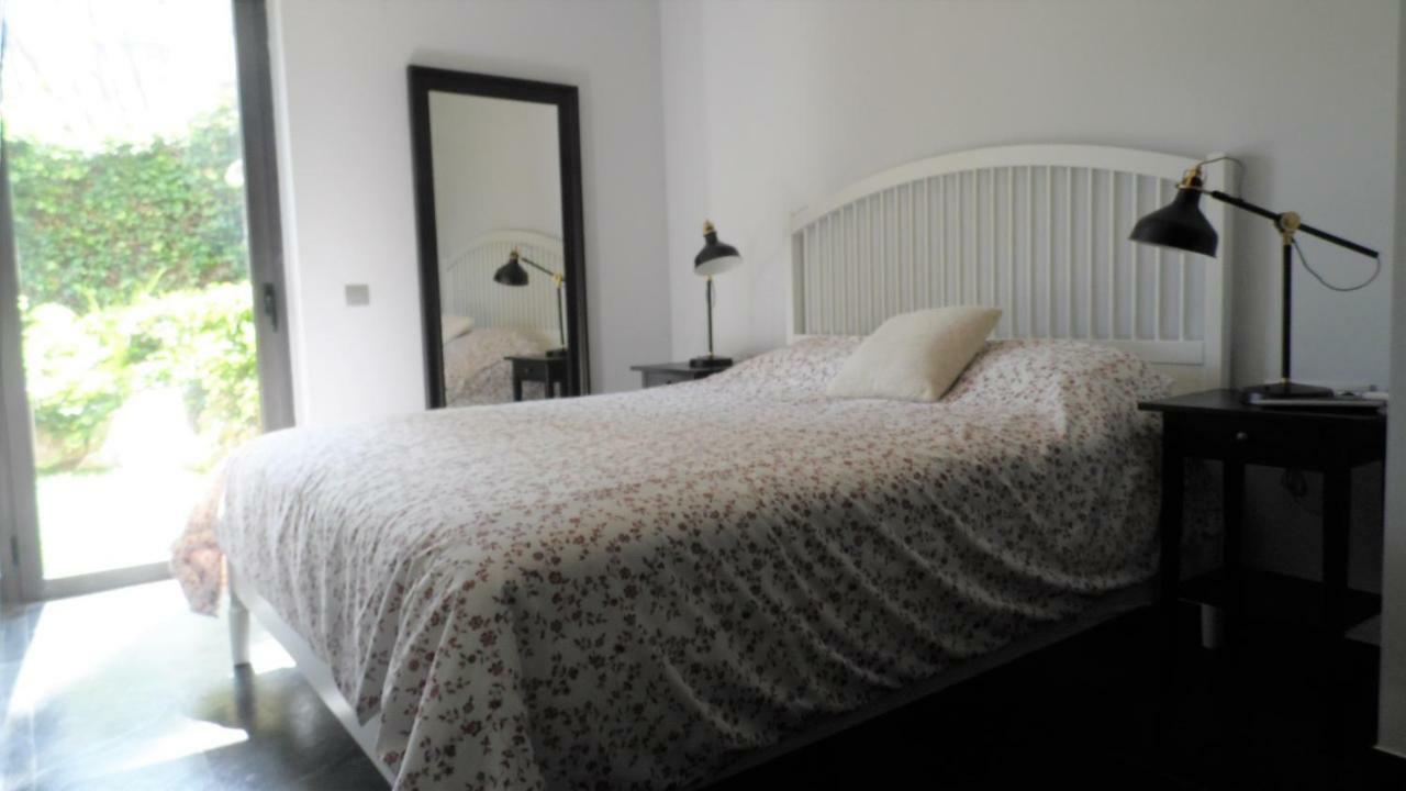 Villa Del Bosque Castelldefels Luaran gambar