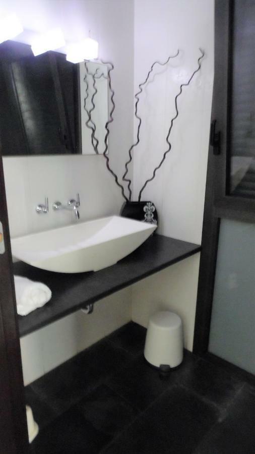 Villa Del Bosque Castelldefels Luaran gambar