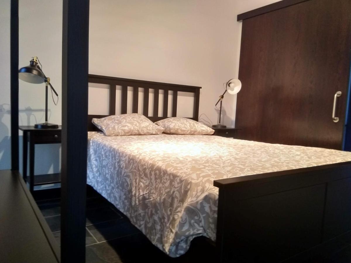 Villa Del Bosque Castelldefels Luaran gambar